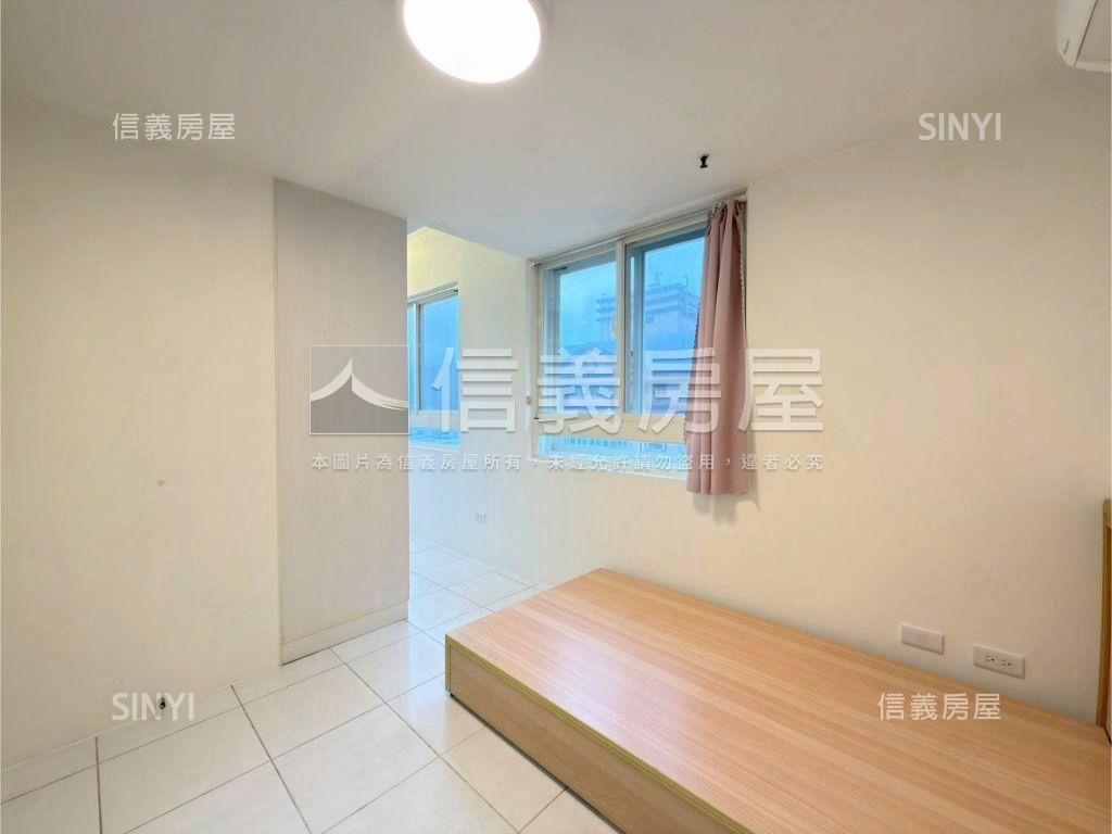 摩天鎮高樓溫馨美三房車位房屋室內格局與周邊環境