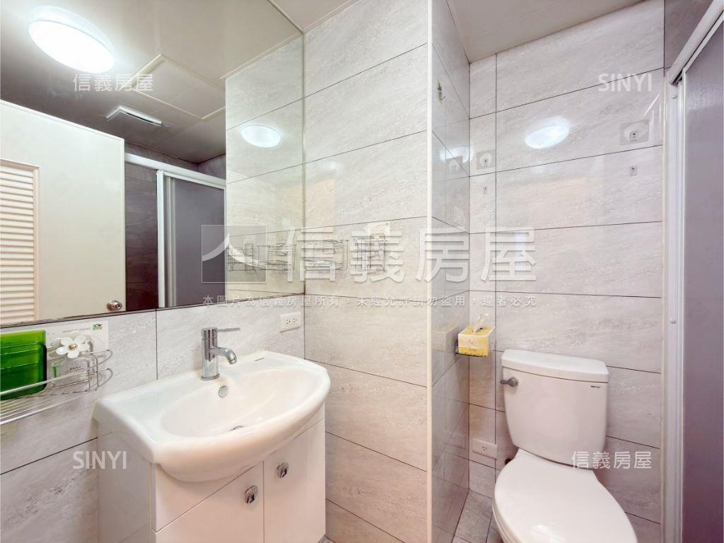 摩天鎮高樓溫馨美三房車位房屋室內格局與周邊環境