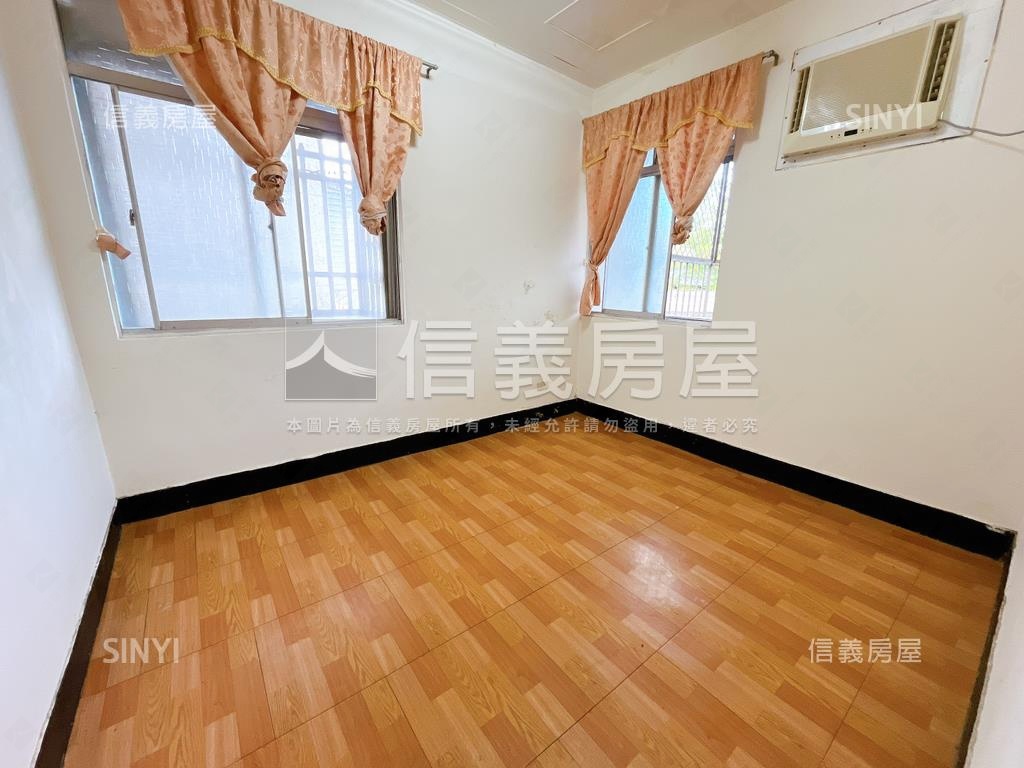 近捷運黃金３樓房屋室內格局與周邊環境