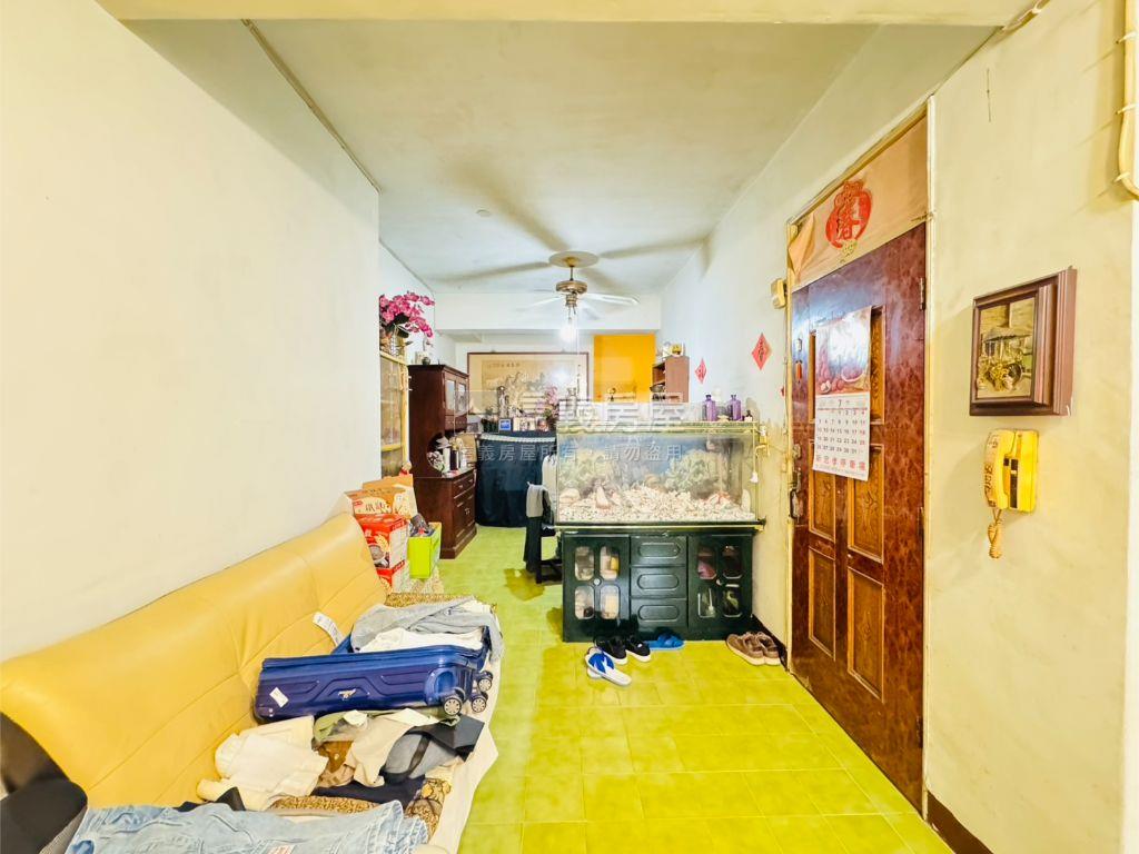 右岸北三面採光３房美寓房屋室內格局與周邊環境