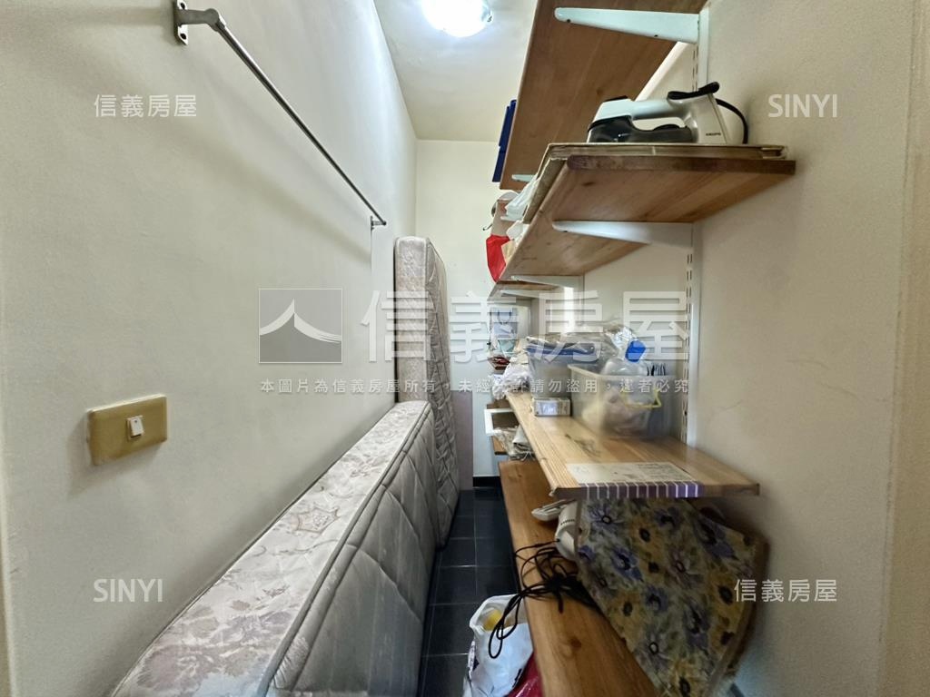 凹子底高樓景觀裝潢豪邸房屋室內格局與周邊環境