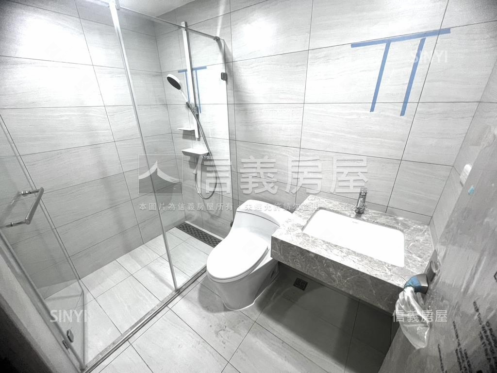 南京復興ＳＲＣ三房車位房屋室內格局與周邊環境