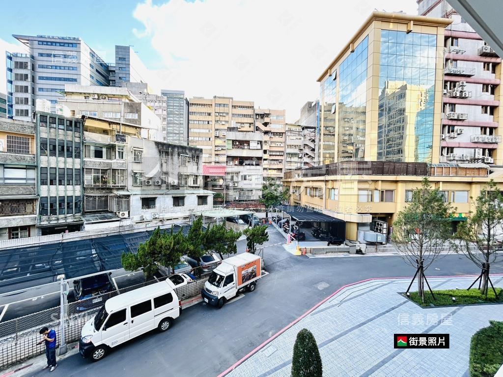 新潤朗格精美三房車位房屋室內格局與周邊環境