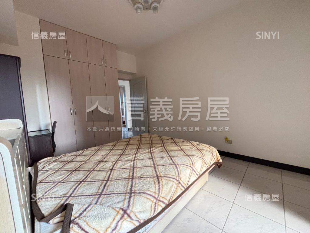 華清大四房房屋室內格局與周邊環境