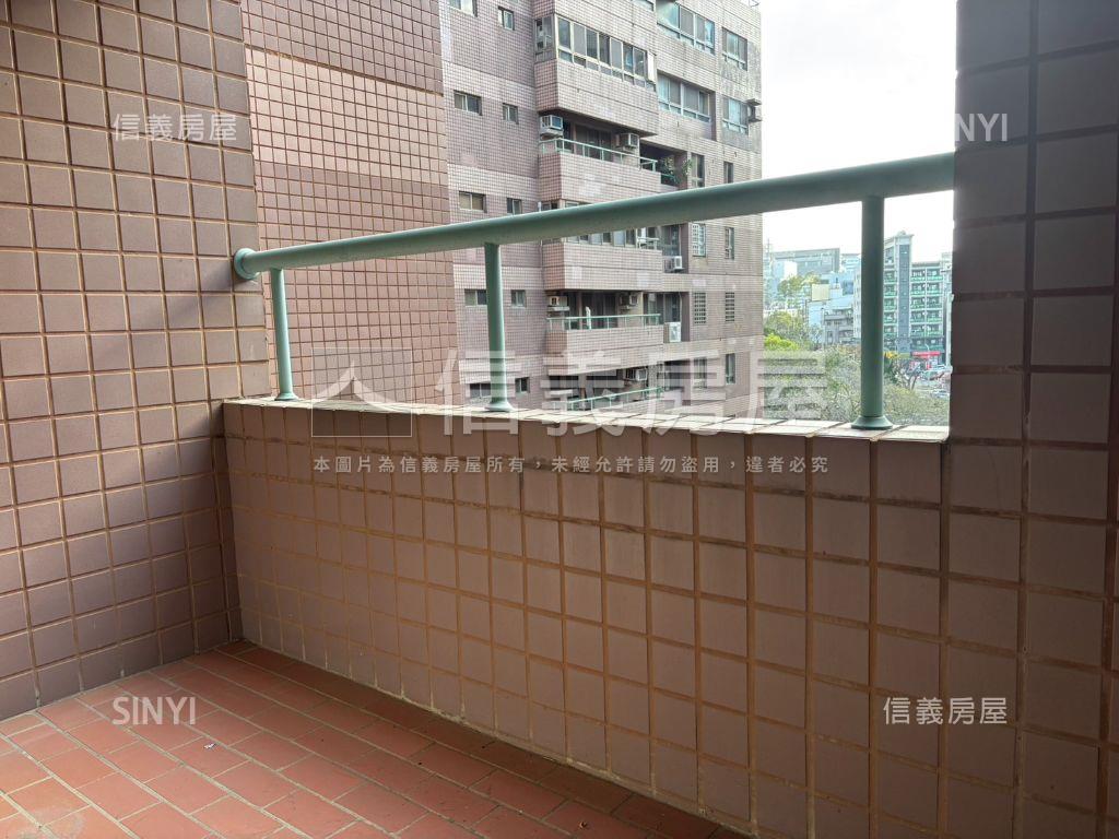 華清大四房房屋室內格局與周邊環境