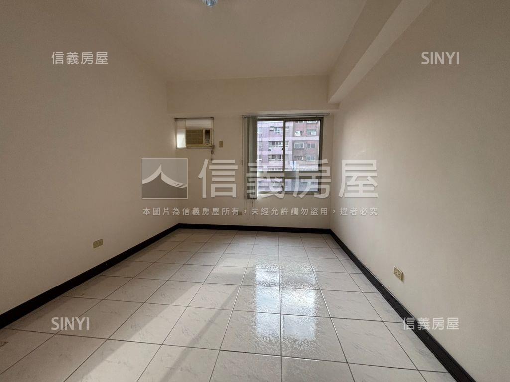 華清大四房房屋室內格局與周邊環境