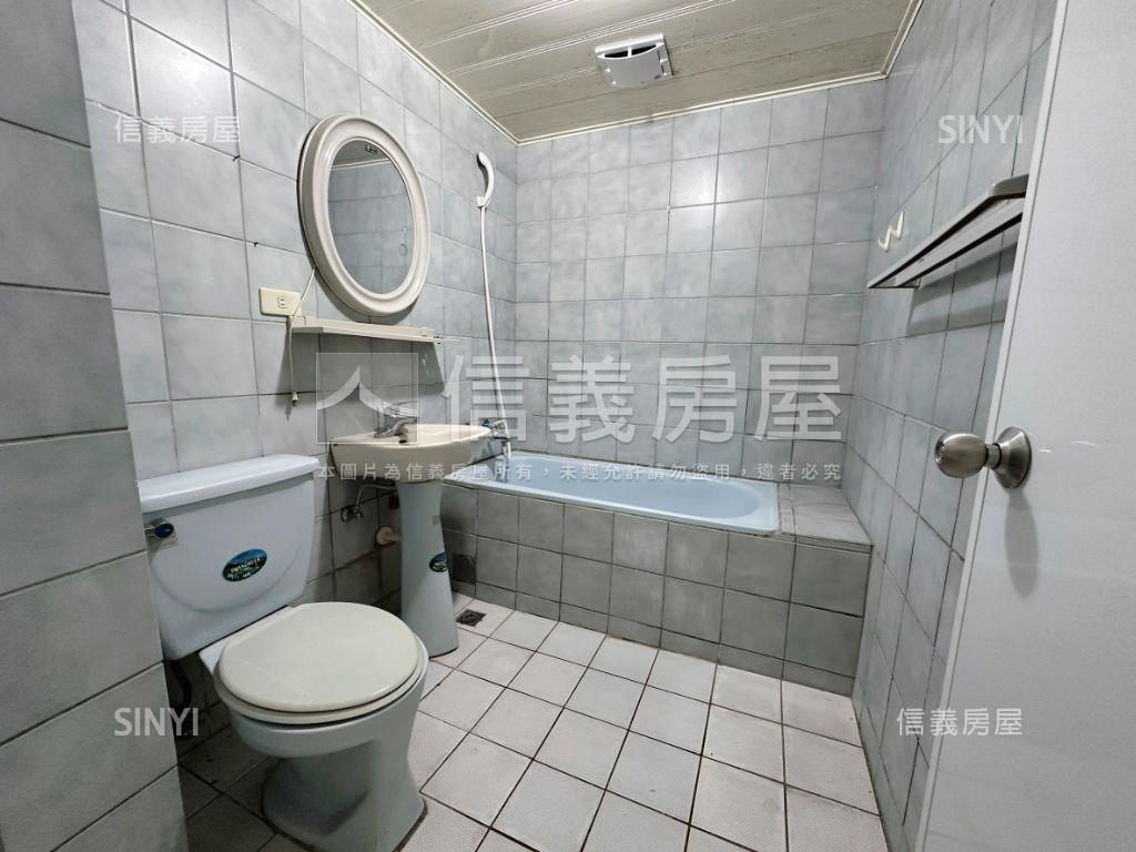 近市政府大間套房附平車位房屋室內格局與周邊環境