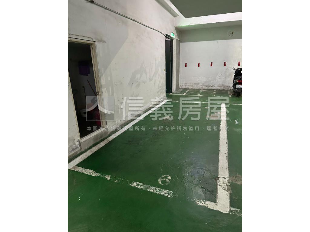 近市政府大間套房附平車位房屋室內格局與周邊環境