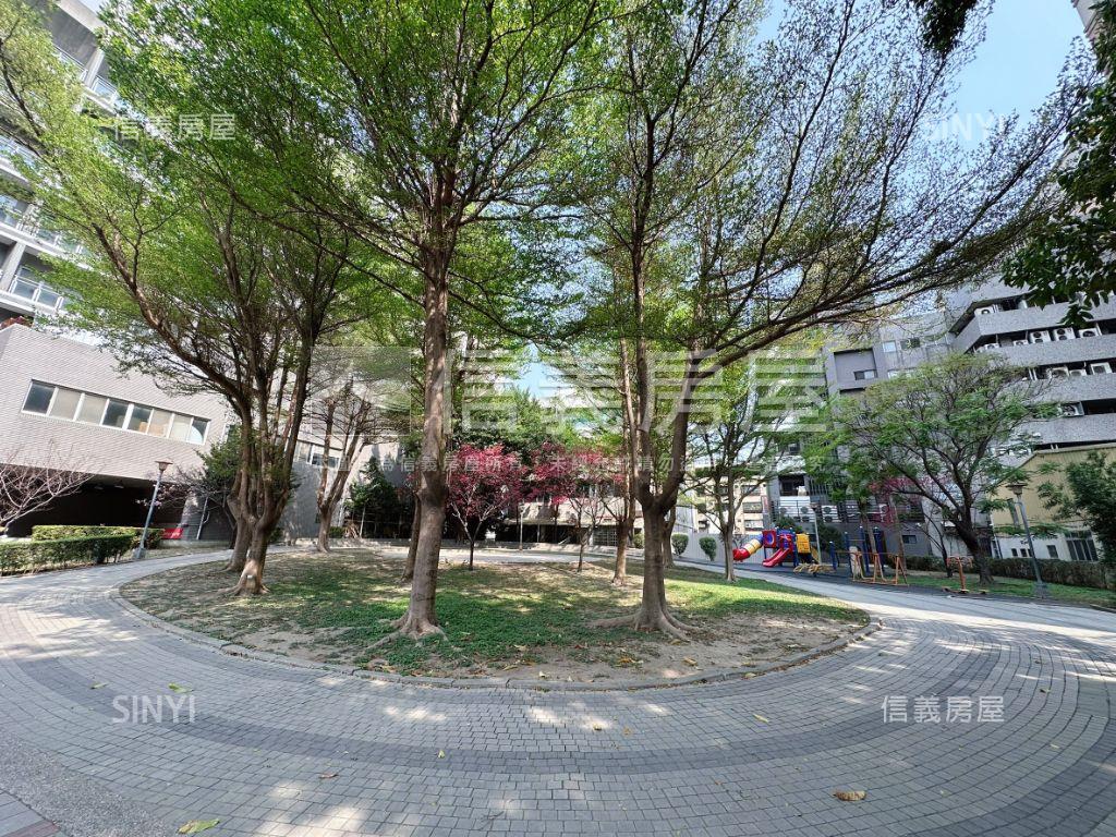 近市政府大間套房附平車位房屋室內格局與周邊環境