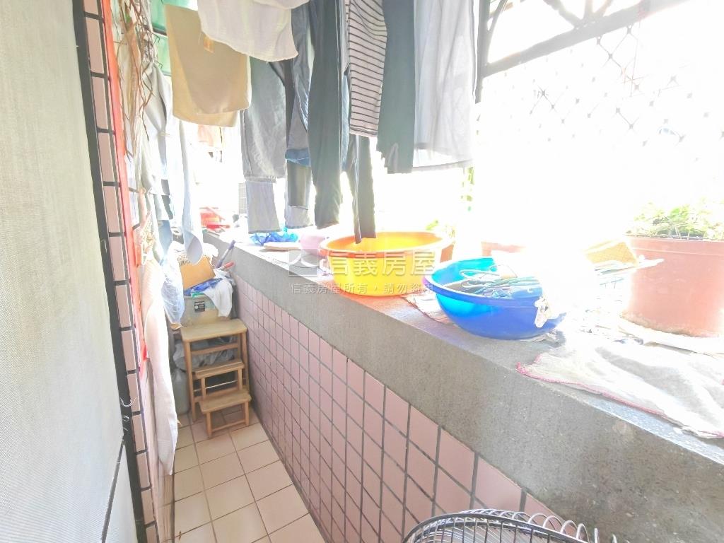 豪鎮２＋１美美靓靓宅房屋室內格局與周邊環境