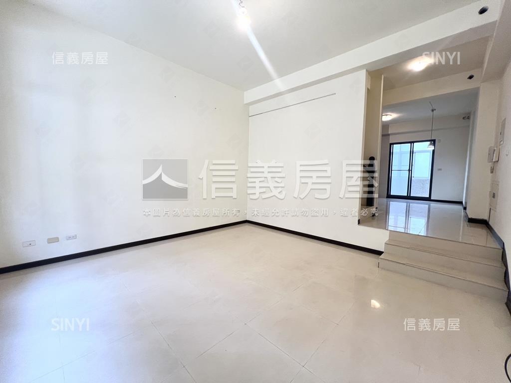 鄭子寮質感明亮車墅房屋室內格局與周邊環境
