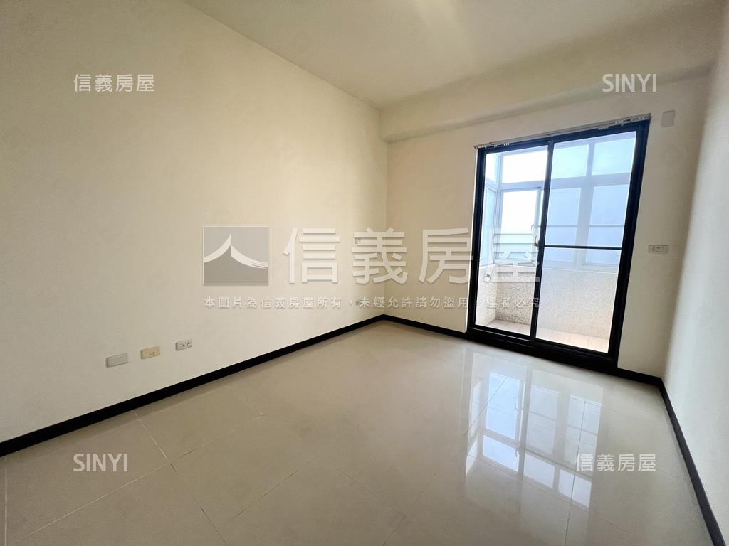鄭子寮質感明亮車墅房屋室內格局與周邊環境