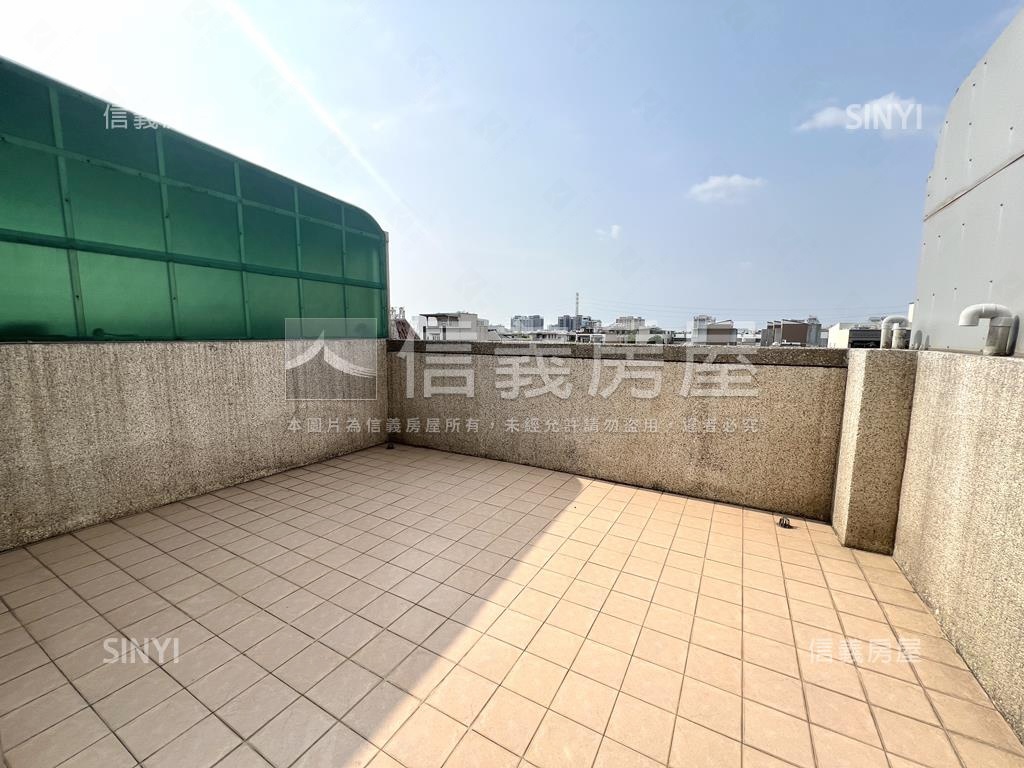 鄭子寮質感明亮車墅房屋室內格局與周邊環境