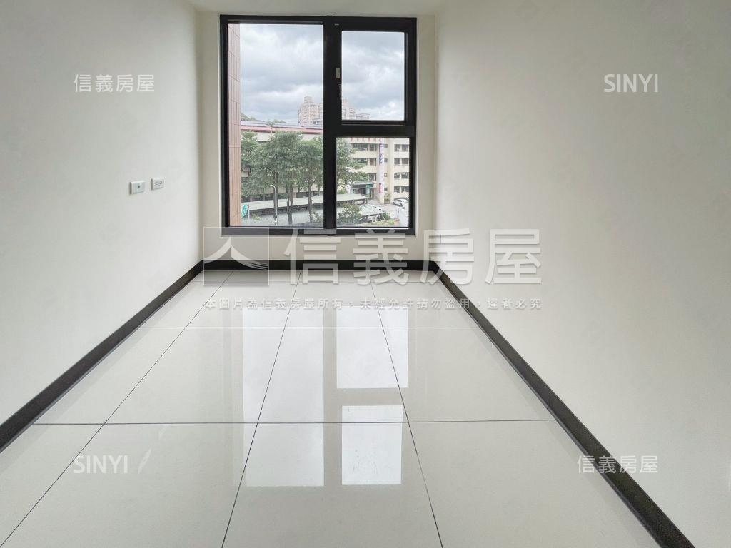 日進學Ａ１２－３房配車位房屋室內格局與周邊環境