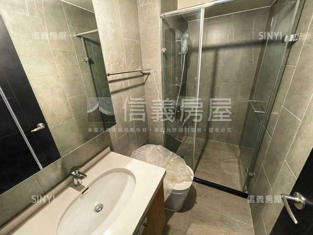 日進學Ａ１２－３房配車位房屋室內格局與周邊環境