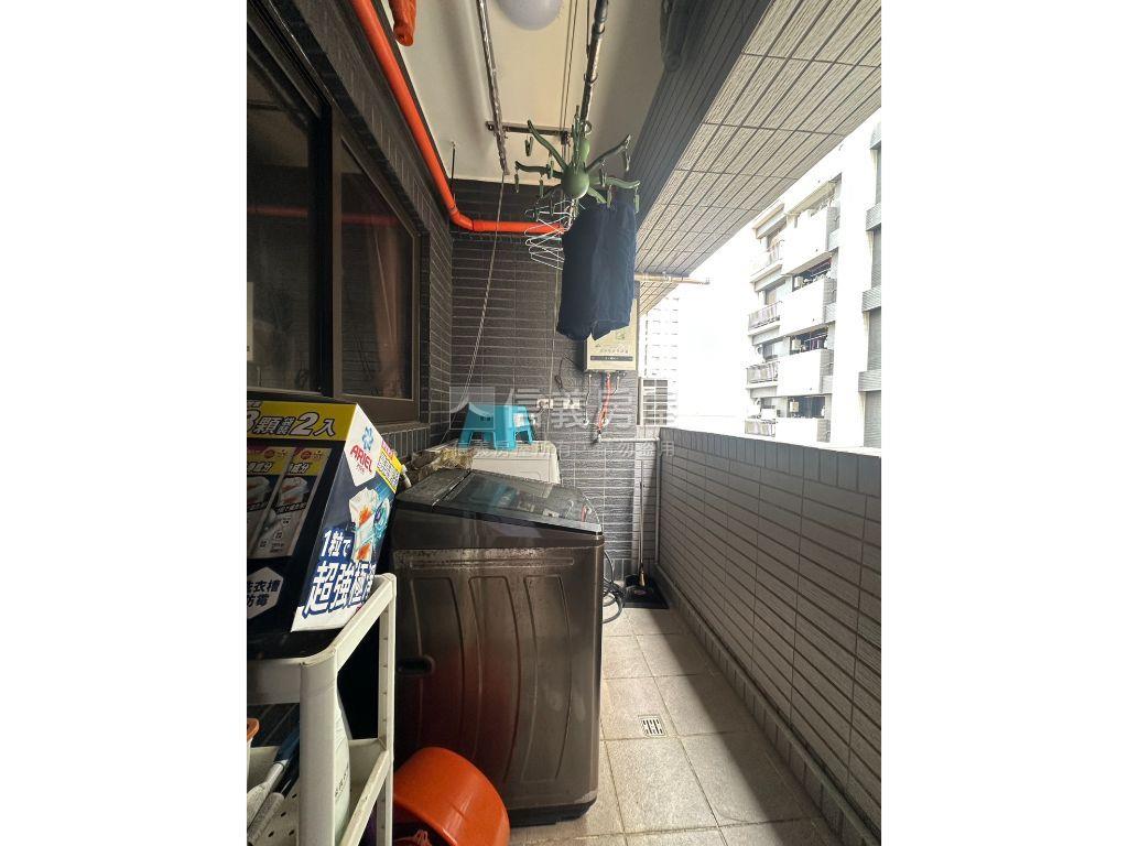 近青埔國中誠佳三房車位房屋室內格局與周邊環境