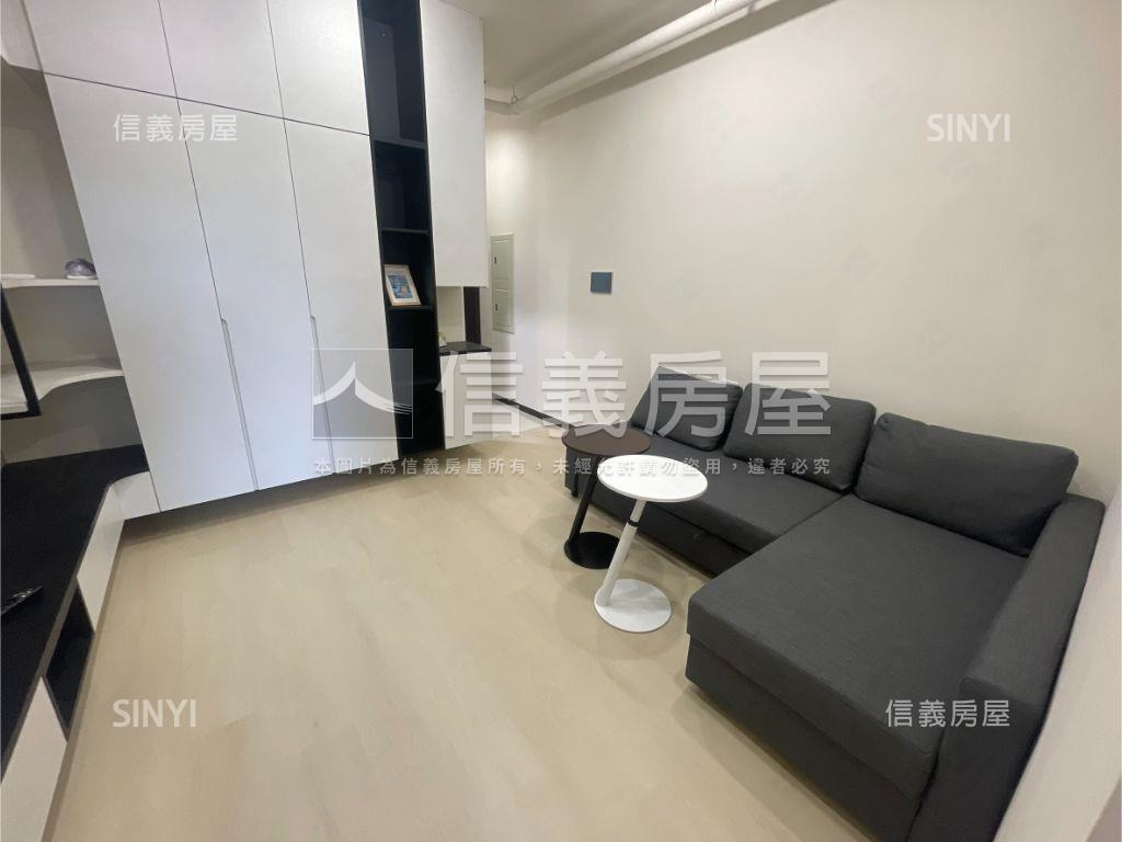 專任央北河景２房車位房屋室內格局與周邊環境