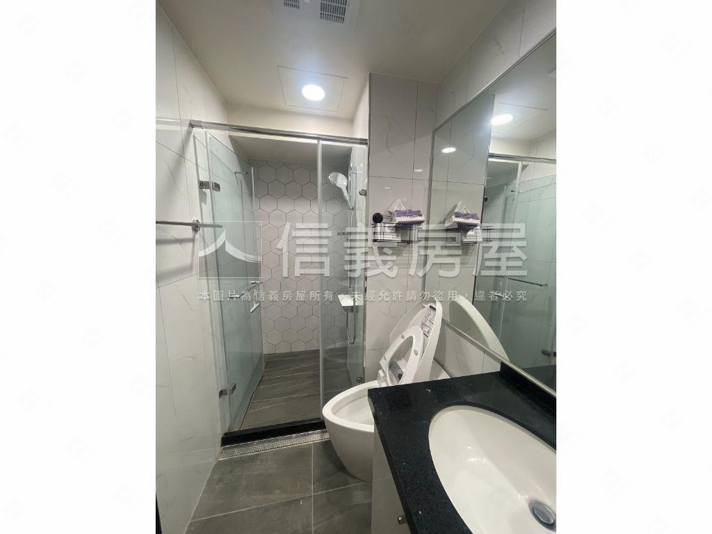 專任央北河景２房車位房屋室內格局與周邊環境