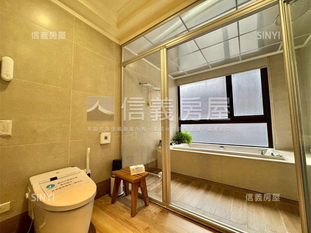 中悅皇苑・靜謐生活宅房屋室內格局與周邊環境