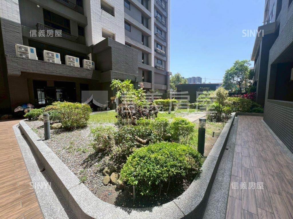 高樓景觀三房車位房屋室內格局與周邊環境