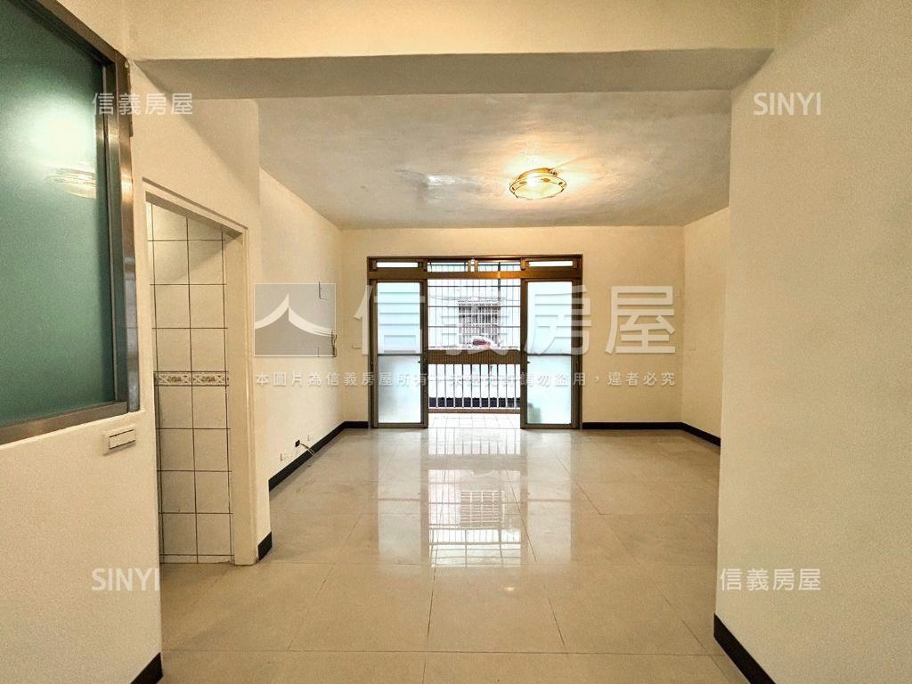 專任北投成家三房房屋室內格局與周邊環境