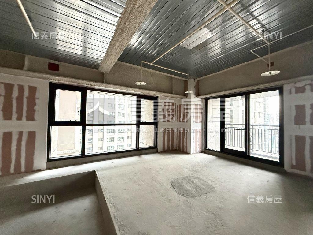 七期帝寶高樓豪邸雙平車位房屋室內格局與周邊環境