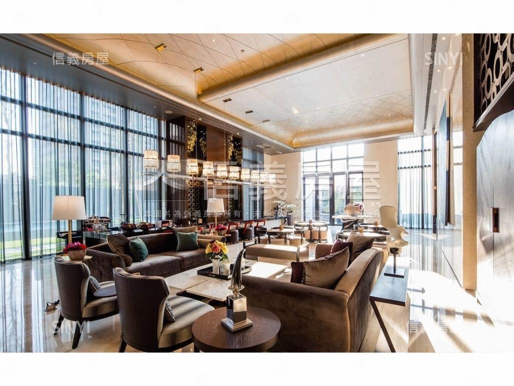 七期帝寶高樓豪邸雙平車位房屋室內格局與周邊環境