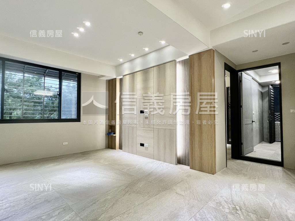 近捷運面公園電梯３主臥房屋室內格局與周邊環境