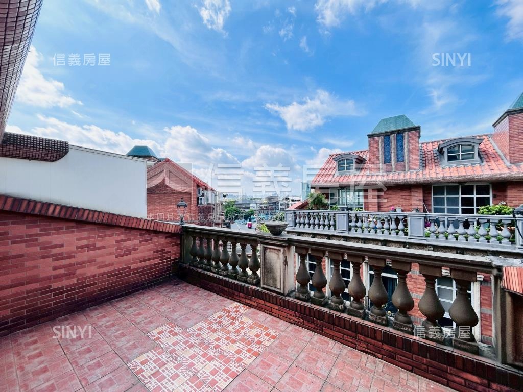 蘆竹富昌街電梯精美別墅房屋室內格局與周邊環境