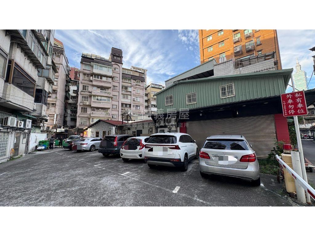 信義安和精華地段透天房屋室內格局與周邊環境