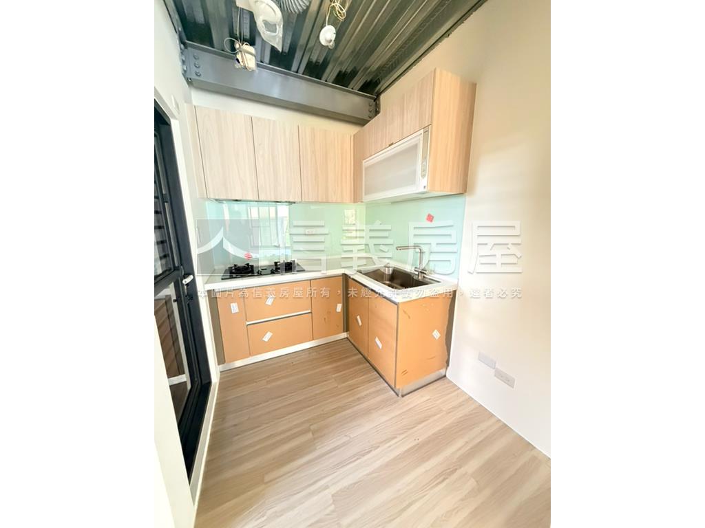 １２淳四房雙車位Ａ房屋室內格局與周邊環境