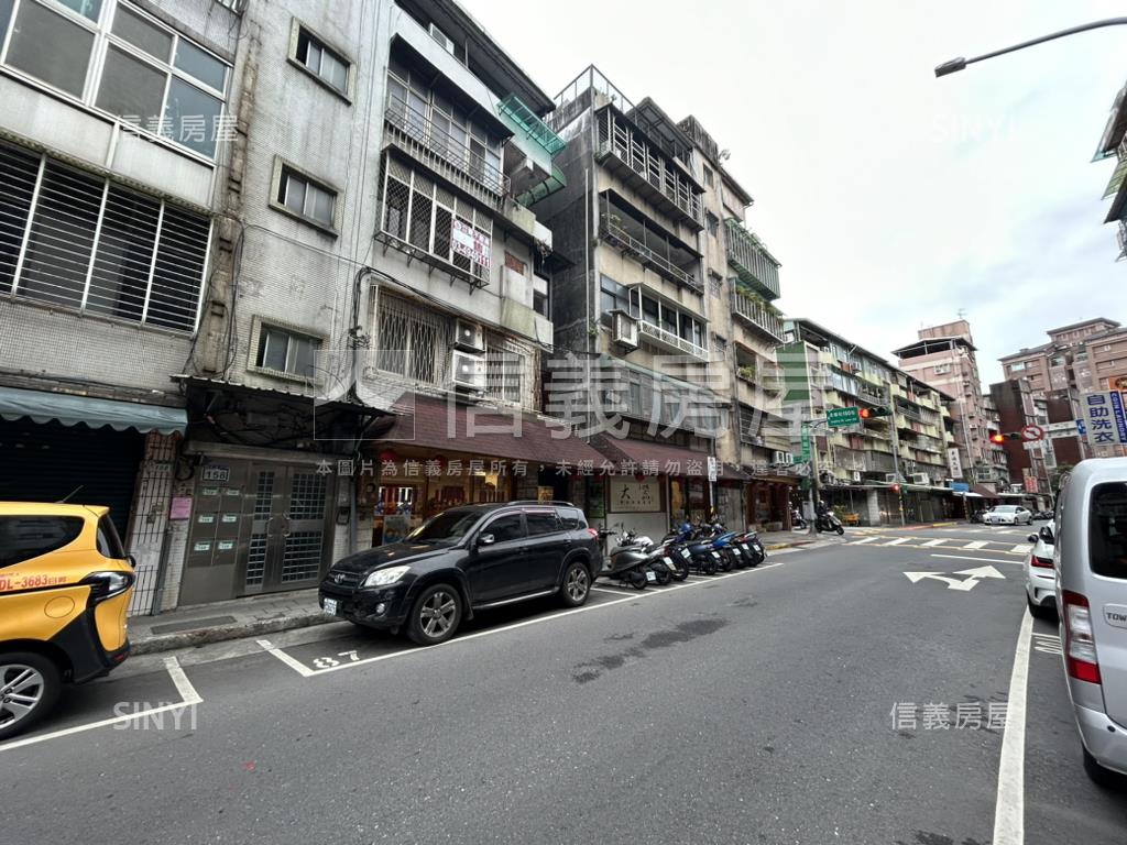 正景華街黃金公寓三樓房屋室內格局與周邊環境