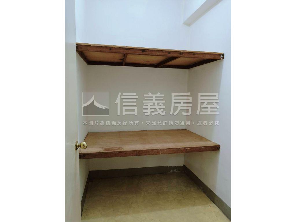 正景華街黃金公寓三樓房屋室內格局與周邊環境