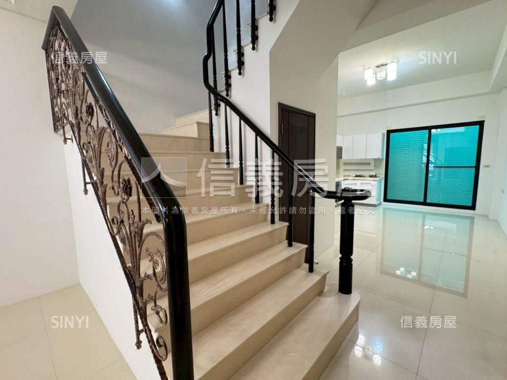 鄰近九份子屋況好讚透天！房屋室內格局與周邊環境