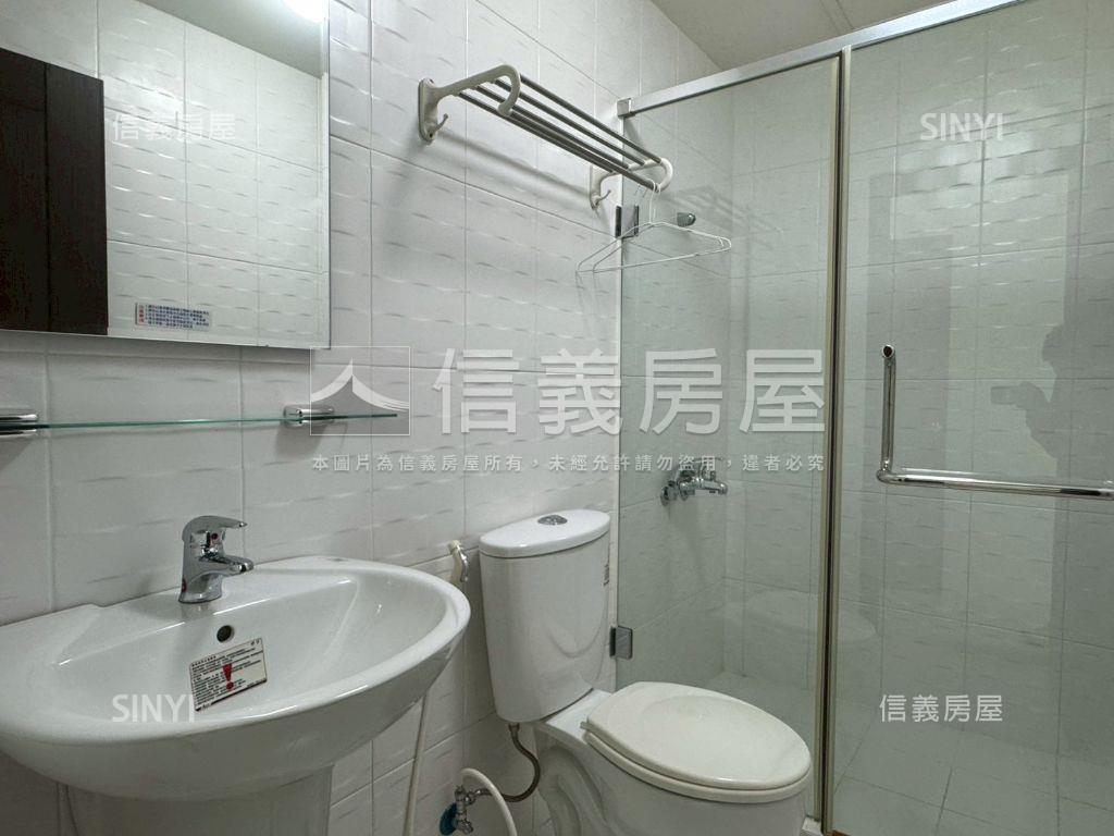 鄰近九份子屋況好讚透天！房屋室內格局與周邊環境