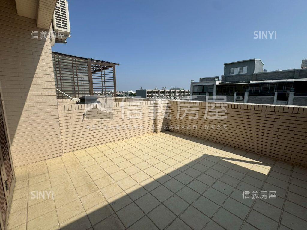 鄰近九份子屋況好讚透天！房屋室內格局與周邊環境