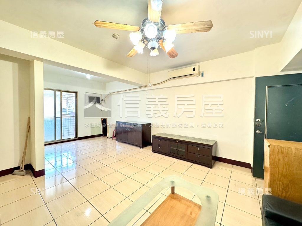 近忠孝夜市邊間採光美四房房屋室內格局與周邊環境