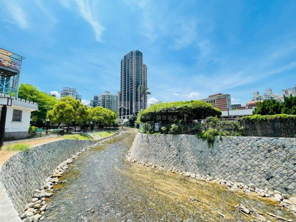 新北投雅典電梯套房房屋室內格局與周邊環境