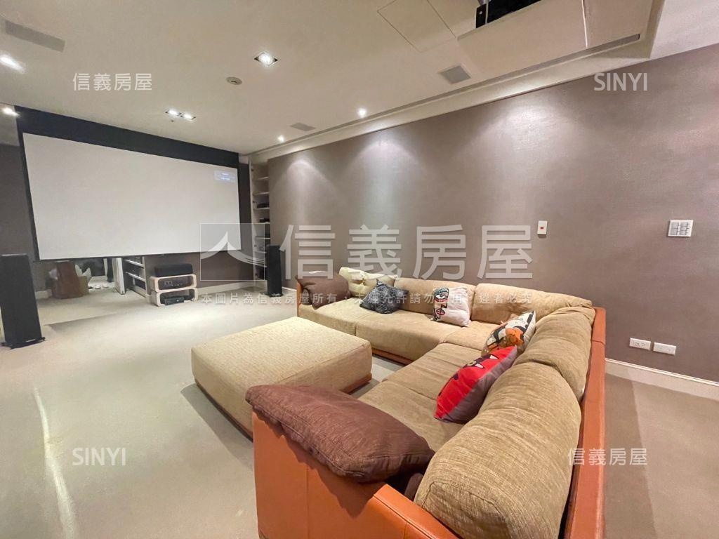 寶輝世紀花園附五車位房屋室內格局與周邊環境