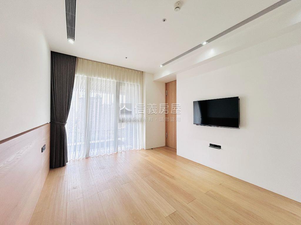 昭揚大器景觀美屋房屋室內格局與周邊環境