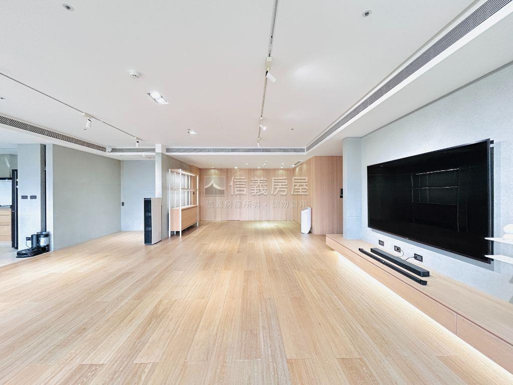 昭揚大器景觀美屋房屋室內格局與周邊環境