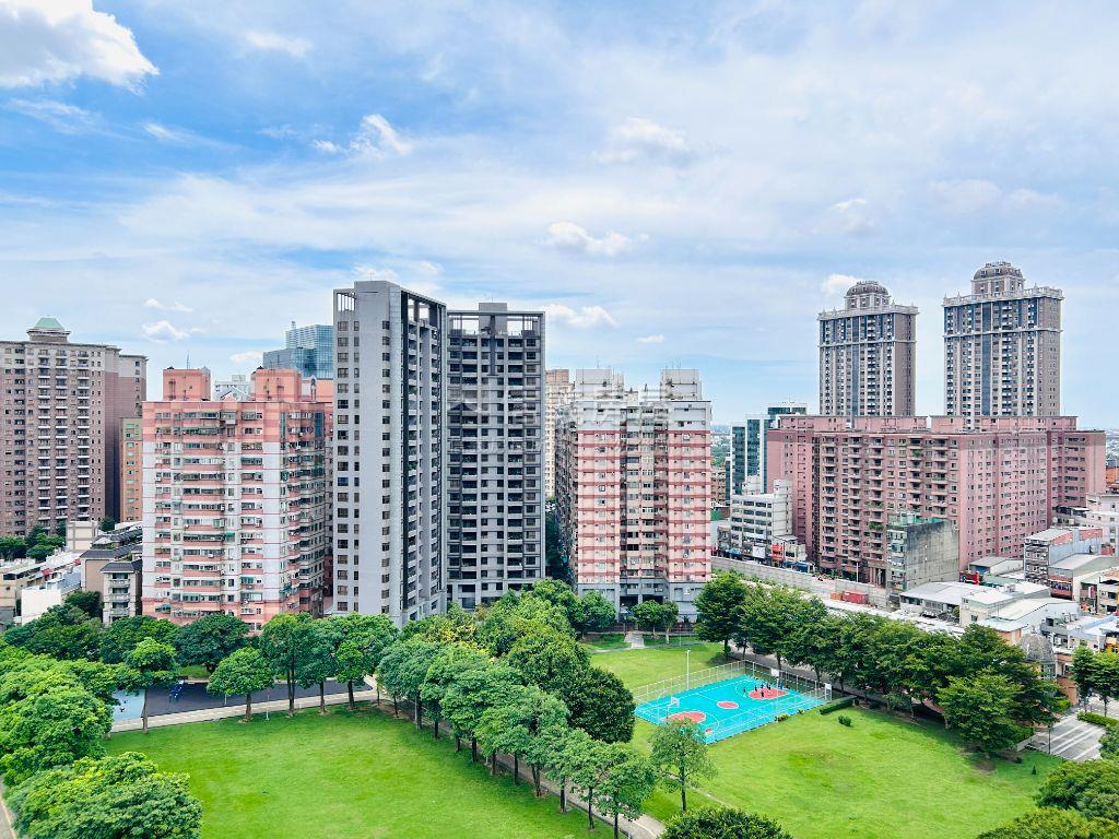 昭揚大器景觀美屋房屋室內格局與周邊環境