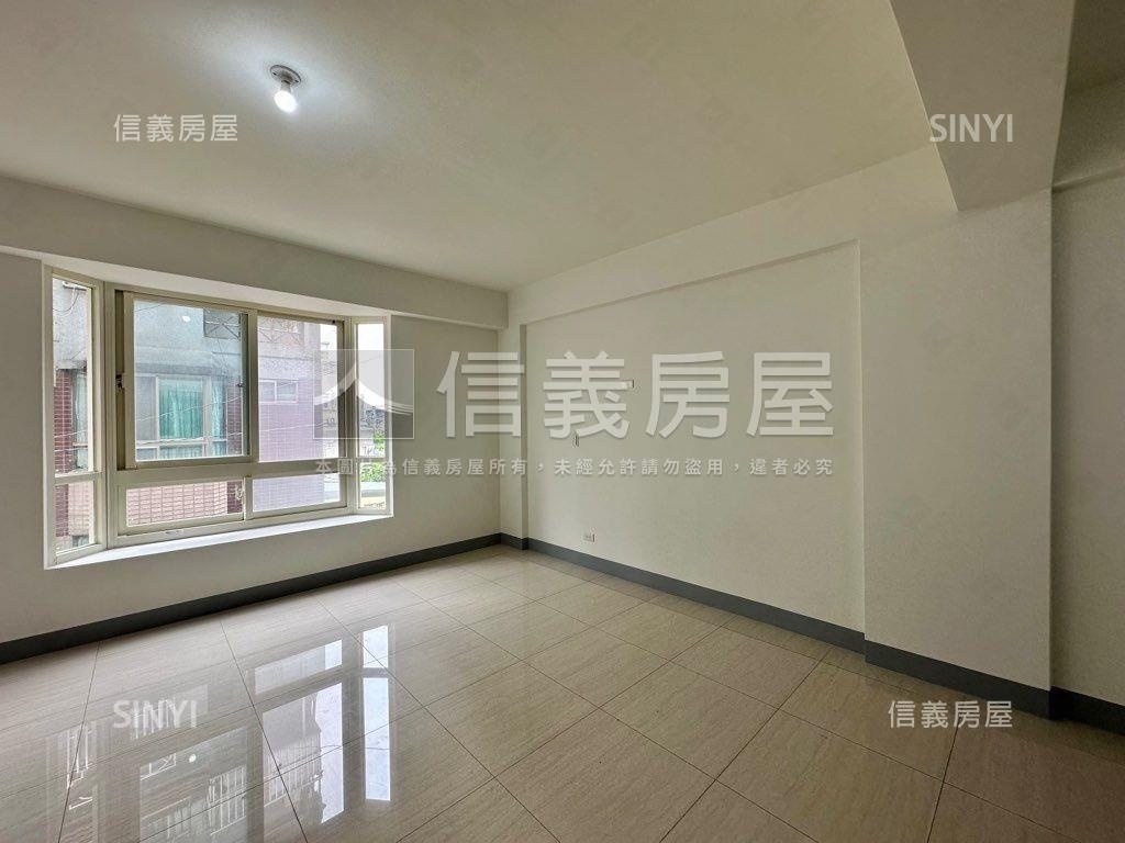 中興商圈精美裝潢邊間透天房屋室內格局與周邊環境