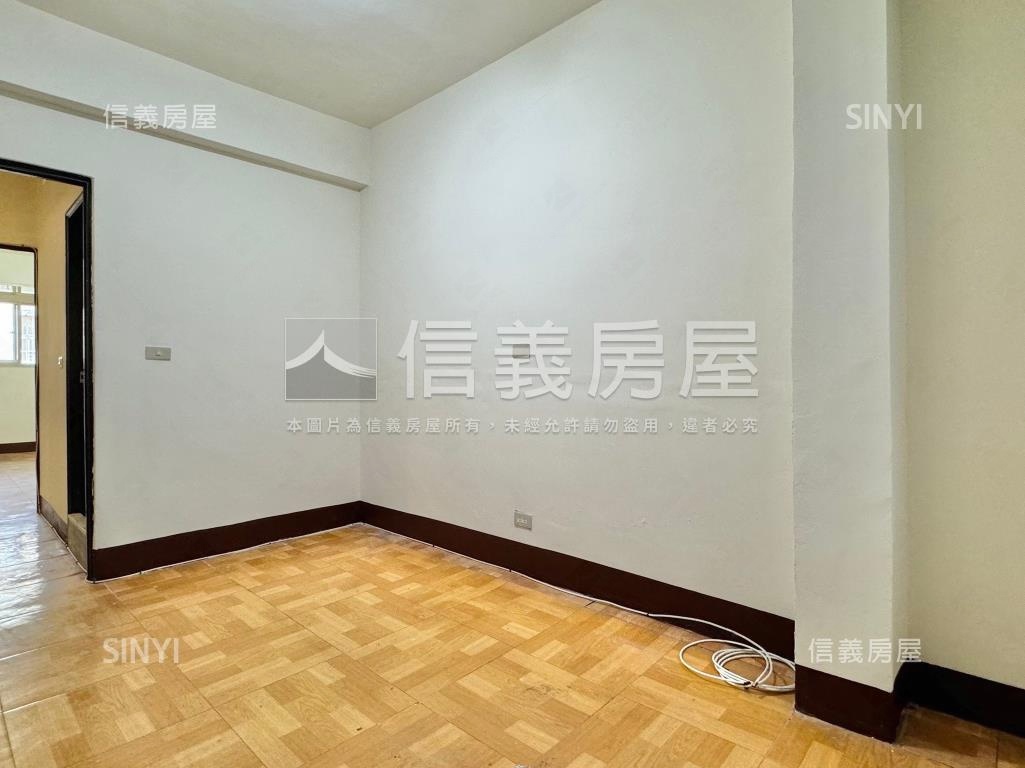 水源低總價明亮３房成家房屋室內格局與周邊環境