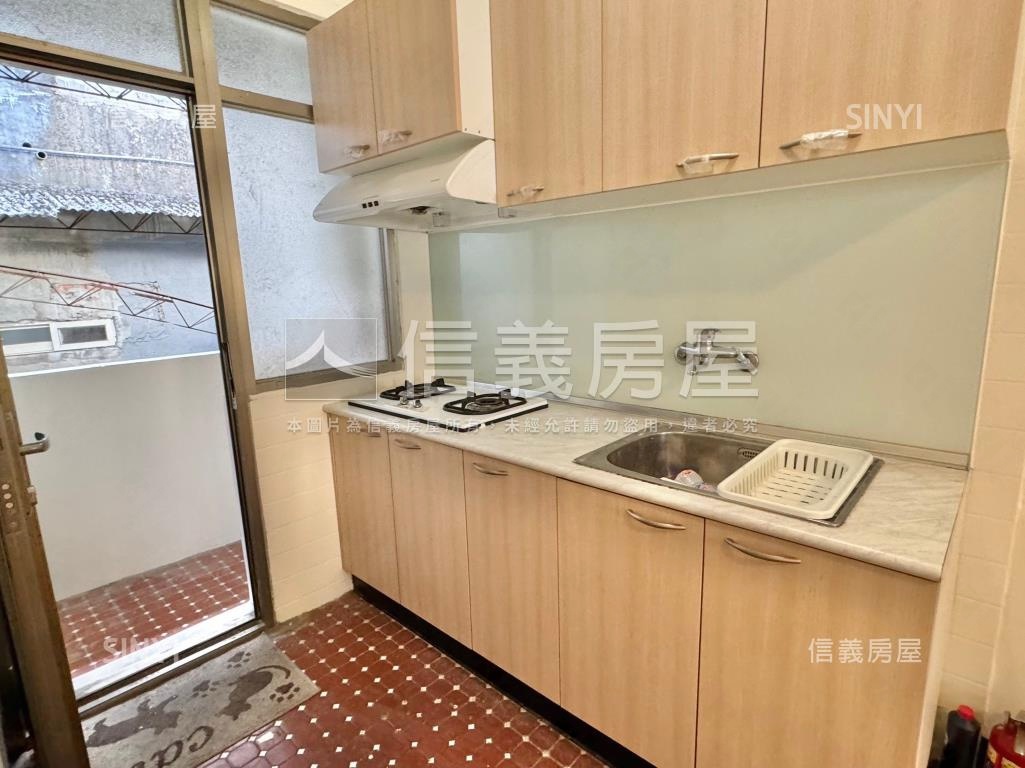 水源低總價明亮３房成家房屋室內格局與周邊環境