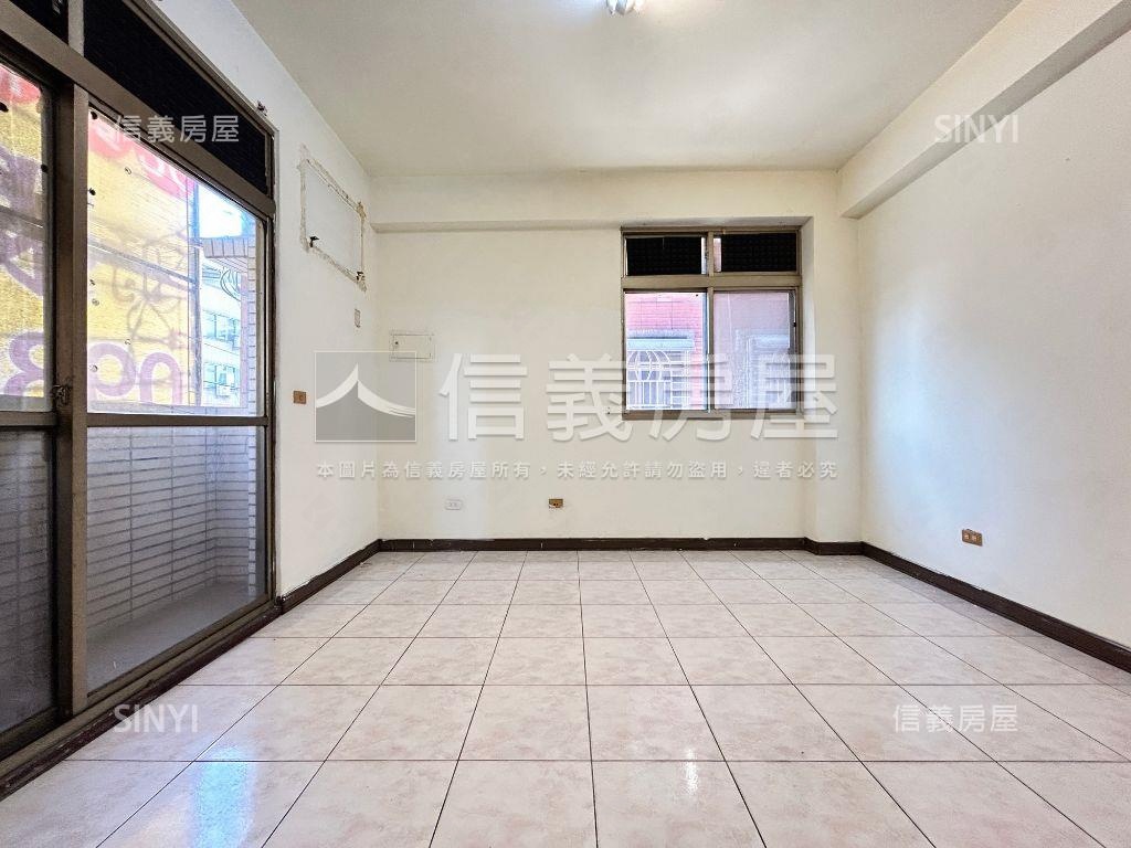 鐵路街臨路透店房屋室內格局與周邊環境