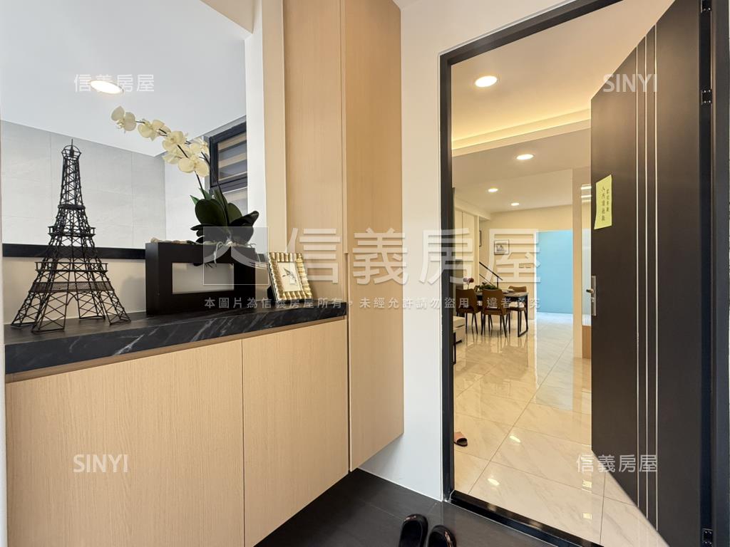 大橋國中！傳統美裝潢車墅房屋室內格局與周邊環境