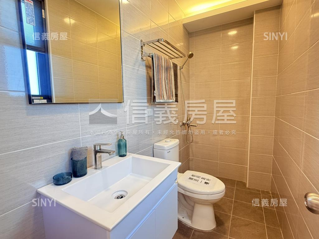 大橋國中！傳統美裝潢車墅房屋室內格局與周邊環境