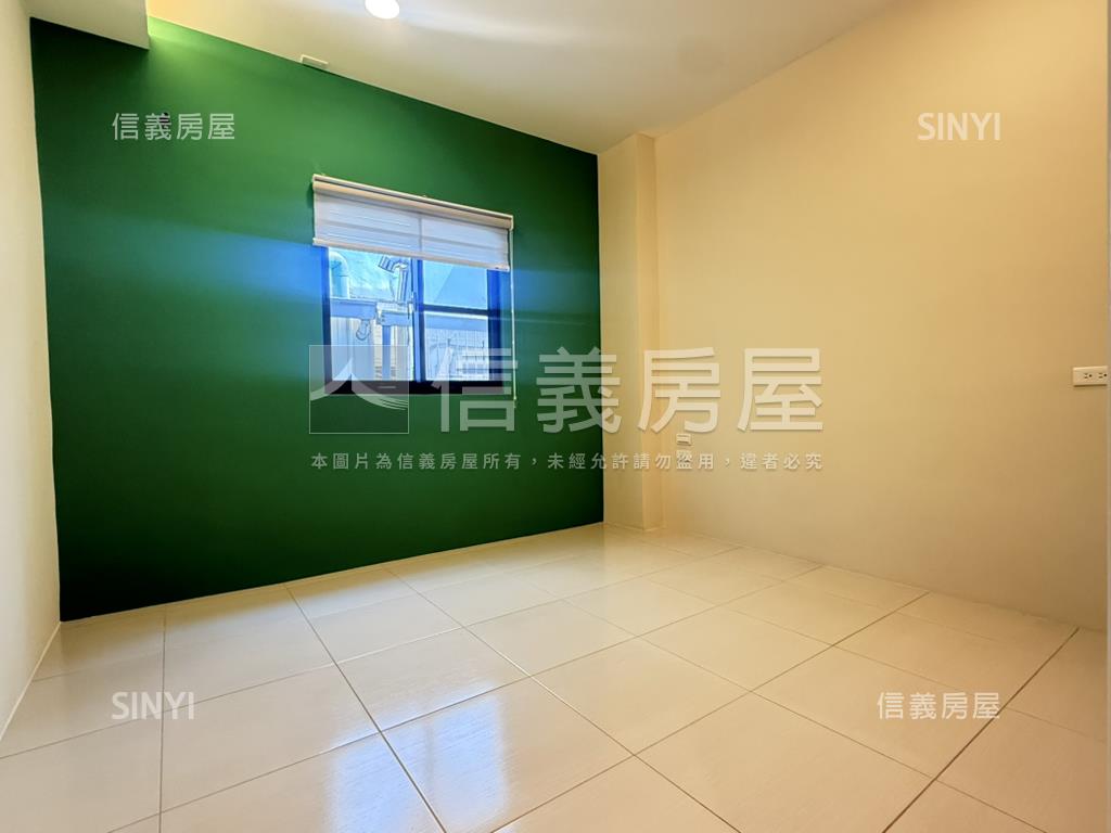 大橋國中！傳統美裝潢車墅房屋室內格局與周邊環境