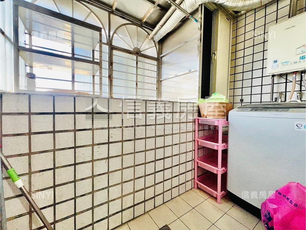 龍安明亮典雅兩房房屋室內格局與周邊環境